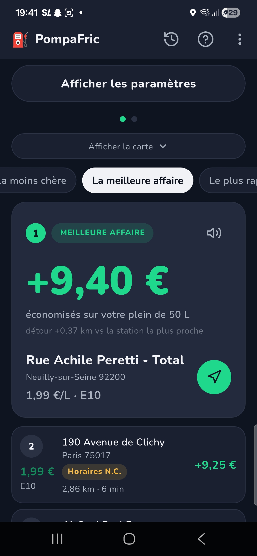 Capture d'écran pompafric, tri « Le plus rentable » : la station championne affiche en grand l'économie possible sur le prochain plein de 50 litres, son adresse à Neuilly-sur-Seine, le prix au litre E10 et le détour estimé.